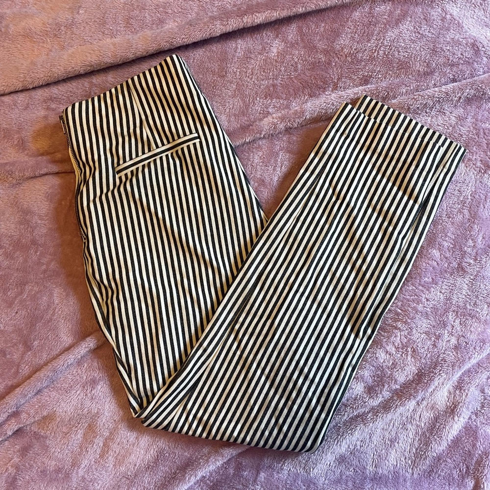 A New Day Side Zip Striped Skinny Pants Size 4